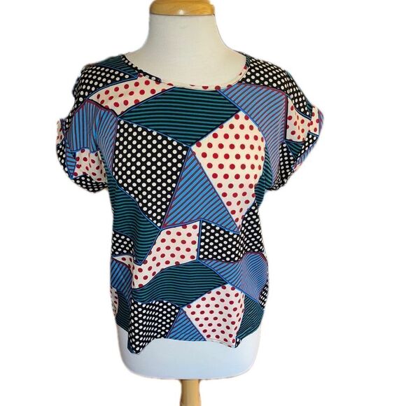 SHEIN Short Sleeve Shirt Medium - Picture 1 of 7